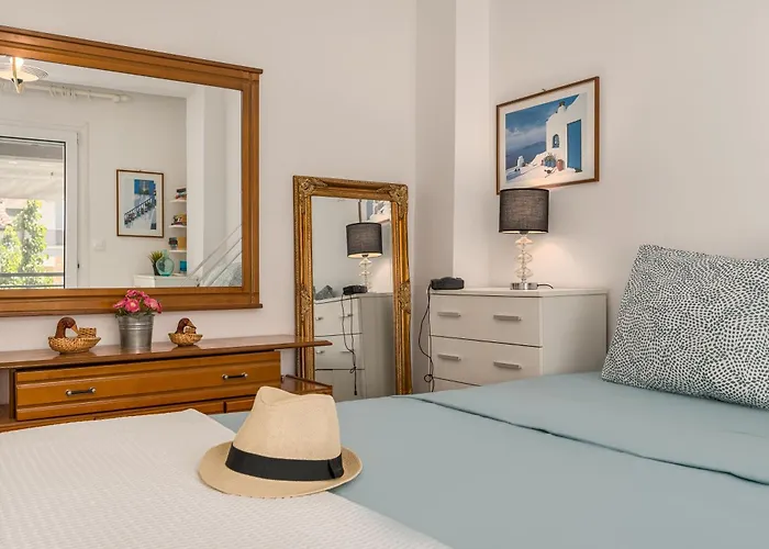 The Beachfront Escape Apartament *